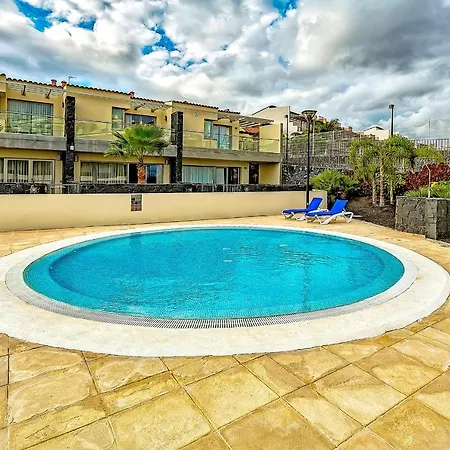 펜션 Townhouse 2 Bedrooms On The First Line